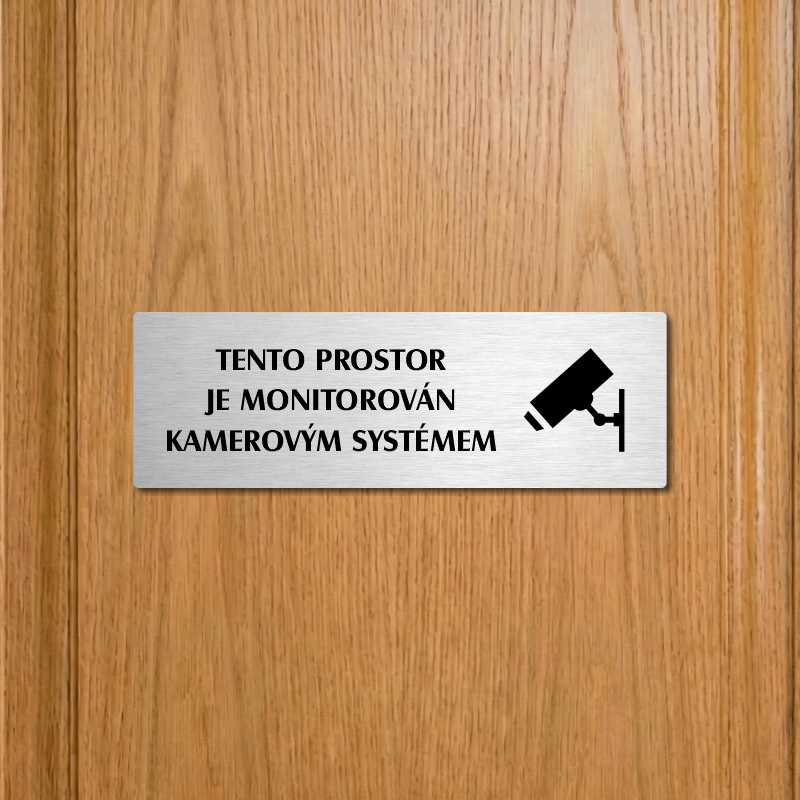 Kamera, 240x79mm, zlatá popiska s rámečkem